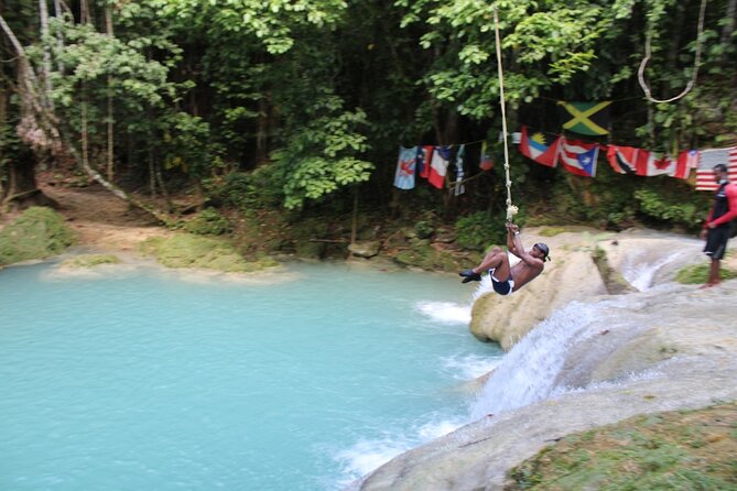 Full-Day Tour of Blue Hole and Dunn's River Falls, Including Fees - Key points to know before you book