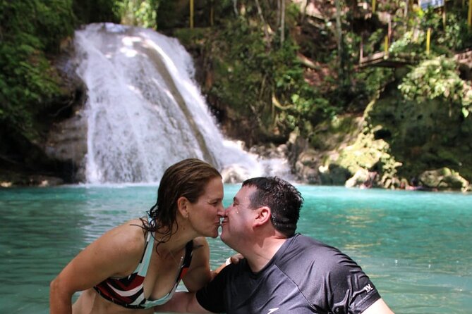 Full-Day Tour of Blue Hole and Dunn's River Falls, Including Fees - Families, cruise passengers, and active groups