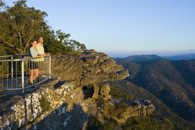 Grampians National Park with MacKenzie Falls and Kangaroos - Leaving Melbourne at 7:35am