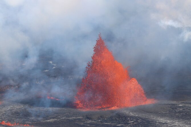 Hawaii Volcanoes, Waterfalls, Beaches & Hilo Highlights Day Tour - Comfort, pickup, and the real value of the price