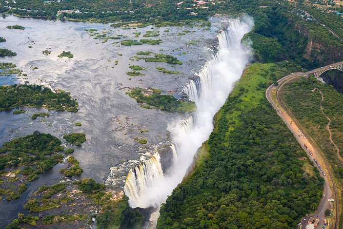 Helicopter Scenic Flight over Victoria Falls 25-27 Minutes Game - The 7 to 10 minute ride to the Zambezi National Park helipad