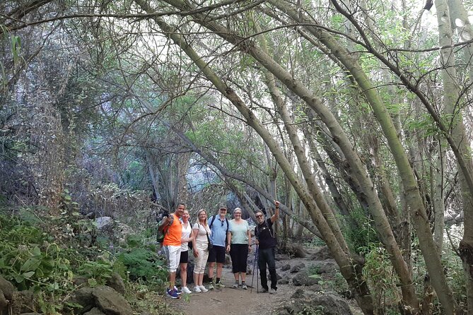 Hiking in Waterfalls & Rainforest with local guides: Sky Rebels - Water, shoes, and what to pack