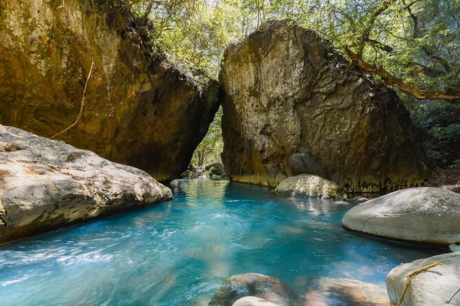 Hiking Tour of La Leona Waterfall with Lunch - Lunch is more than a convenient extra