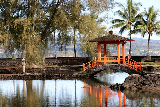 Hilo Shore Excursion: Active Volcano, Lava Tube, Waterfall and Gardens - Chain of Craters Road and the limits of a half-day tour