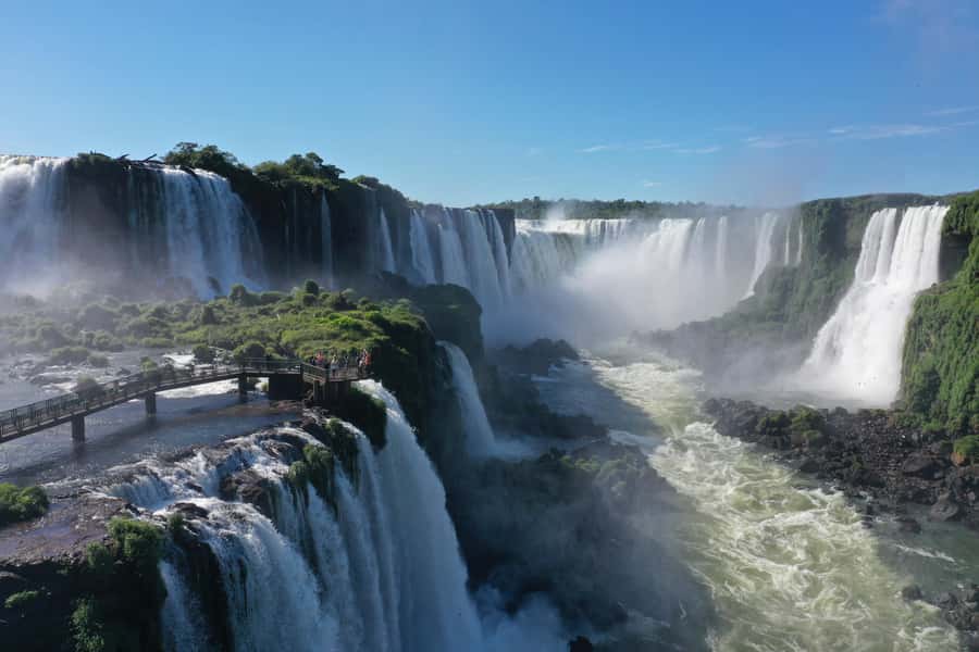 Iguassu Waterfalls: 1 Day Tour Brazil and Argentina's sides - The optional Macuco Safari boat ride