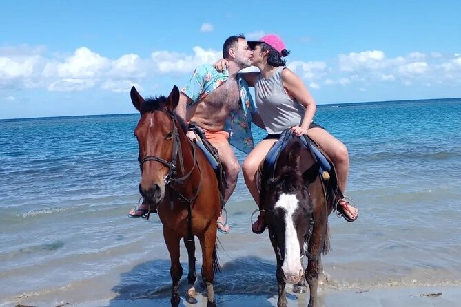 Kennedy's Horseback riding, Blue Hole and Secret Falls from Montego Bay - Lunch at Linda’s and other extras