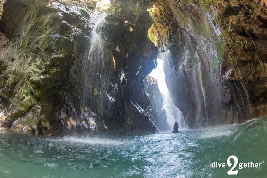 Kourtaliotiko Gorge: Snorkel Trip to the Waterfalls - The 350-step descent sets the tone