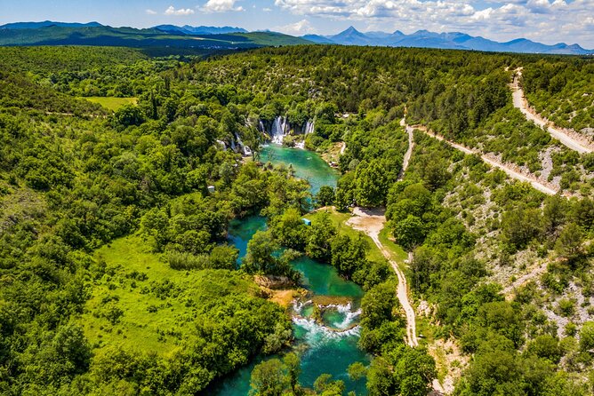 Kravice Waterfalls, Mostar and Pocitelj Day Tour from Dubrovnik - Guides, vehicles, and group size