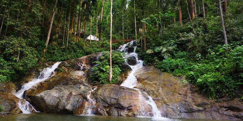 Kuala Lumpur: Batu Caves, Ramayana Caves & Kanching Falls - Shared or private: choose based on control