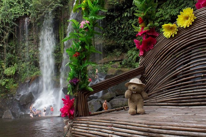 Kulen Waterfall & 1000 Linga River Small-Group Tours - Climbing to Phnom Kulen’s reclining Buddha