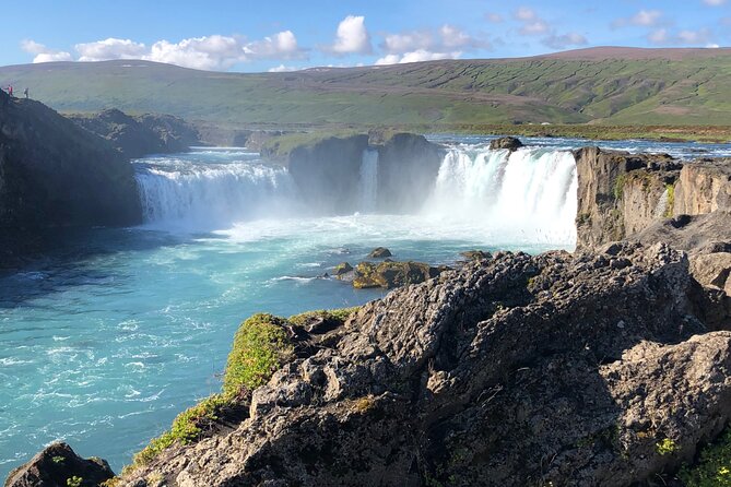 Lake Myvatn Day Tour and Godafoss Waterfall for Cruise Ships from Akureyri Port - Grjótagjá Cave and the tectonic rift