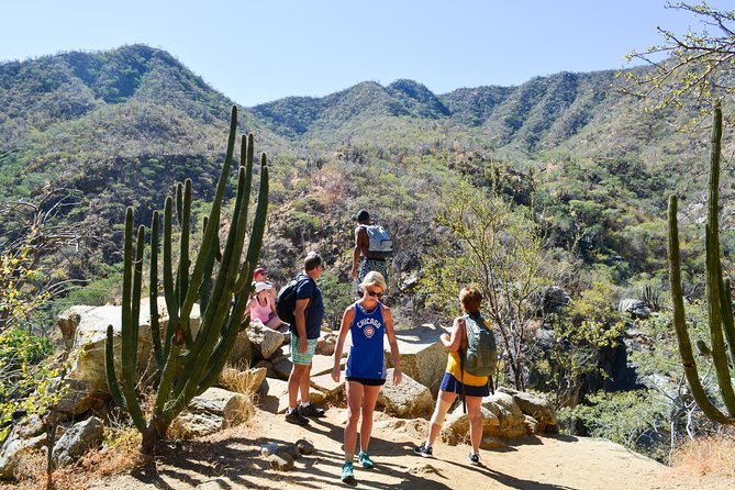 Los Cabos: Hiking at the Fox Canyon with Waterfall - Miraflores lunch and local flavor