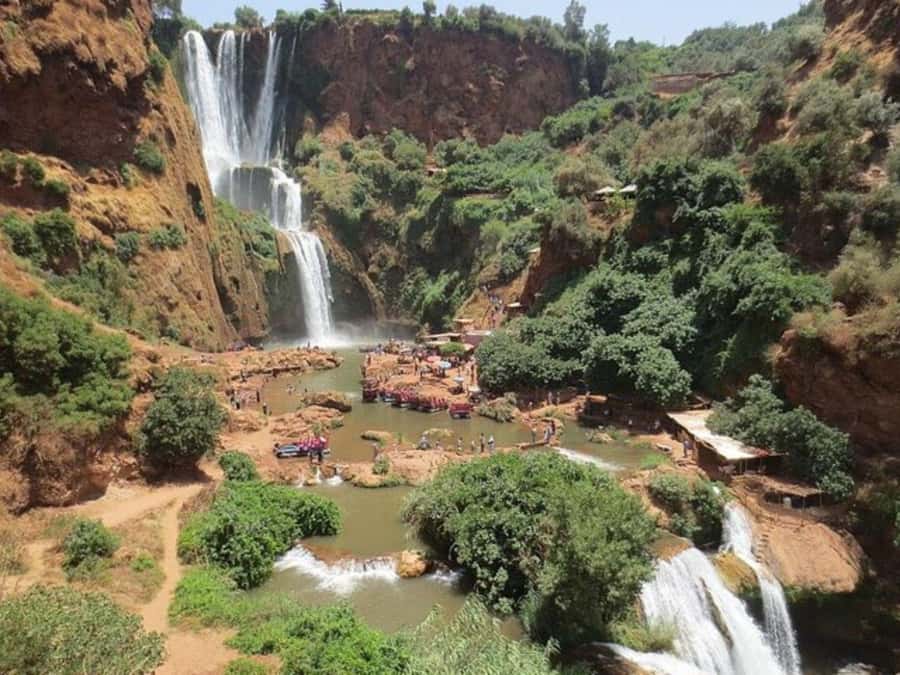 Marrakesh: Ouzoud Waterfalls Trip with Hike & Boat Option - What the guide adds to a very low-cost trip