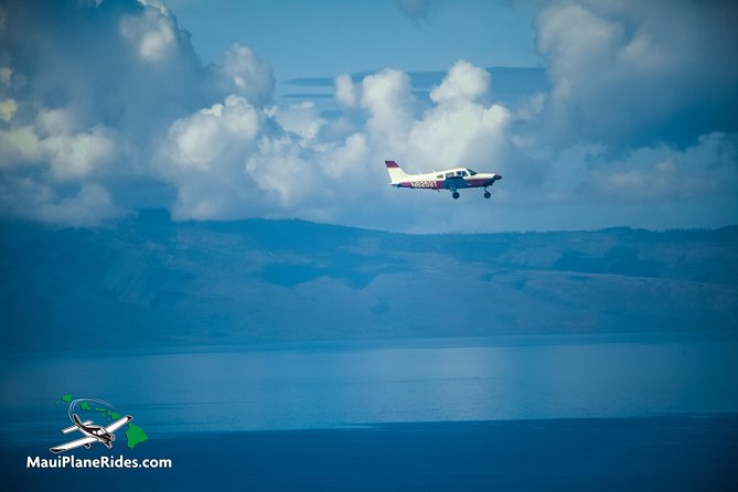 Maui Circle Island-PRIVATE-Air Tour for 2-5: Waterfalls & Lava! - A private flight with personal attention