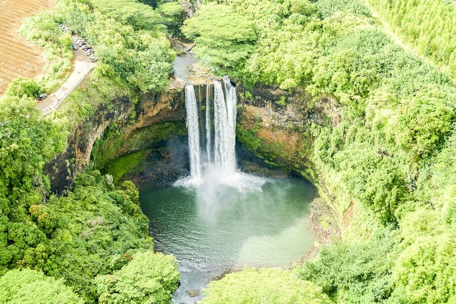 Maui: Road to Hana Helicopter & Waterfall Tour with Landing - Should you book the Road to Hana helicopter tour?