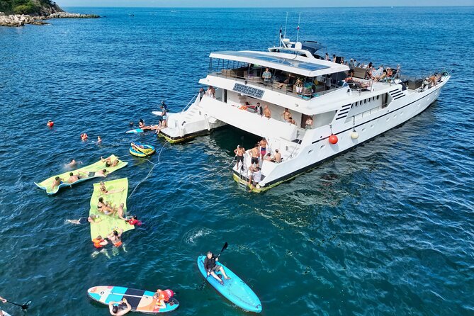 Mega Yacht ALL INCLUSIVE Yelapa Waterfall & Snorkeling Adventure - The return ride and onboard atmosphere