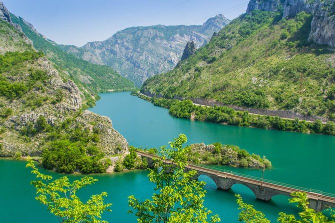Mostar,Kravica Waterfall,Blagaj,Počitelj - Day Tour from Sarajevo - Počitelj, stone lanes and a hill above the river