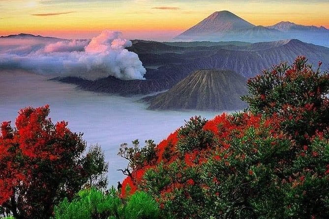 Munduk Twin Lake Jungle Hike, Ulun Danu Temple, & Waterfall - Banyumala Twin Waterfalls reward the effort