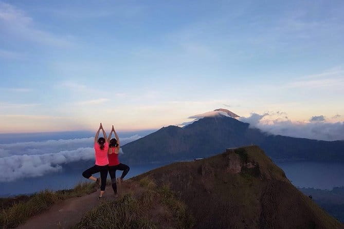Munduk Twin Lake Jungle Hike, Ulun Danu Temple, & Waterfall - Who will enjoy this Munduk outing most