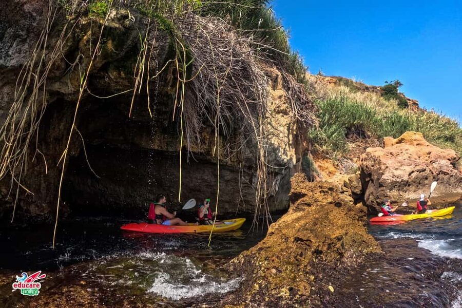 Nerja: Free kayaking route (without a tour guide). 2.5-hour tour. Nerja-Maro Waterfall. - How hard is the 2.5-hour paddle?