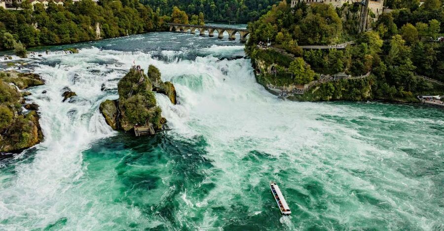 Neuhausen am Rheinfall: Rhine Falls Boat Tour - Boarding at Schlössli Wörth Platz 3
