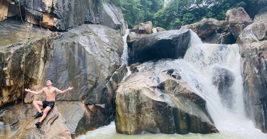 Nha Trang: Half-Day Trip to Ba Ho Waterfall - The first climb sets the tone