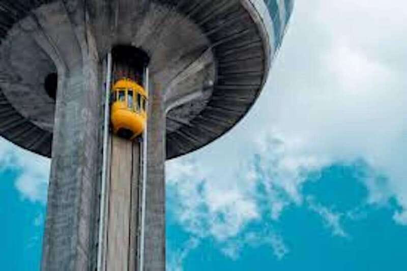 Niagara Falls: Boat, Journey Behind the Falls, & Tower Tour - The guide can make or break the schedule