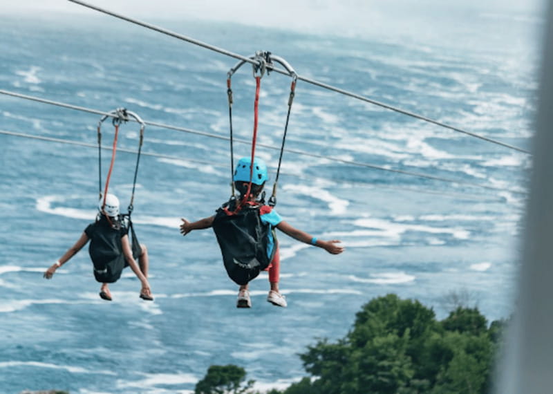 Niagara Falls, Canada: Early Bird Zip Line to The Falls - The flight past the American Falls
