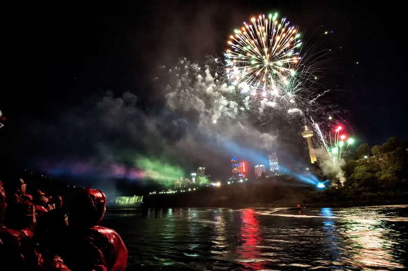 Niagara Falls, Canada: Evening Fireworks Cruise - The November Schedule Is Earlier