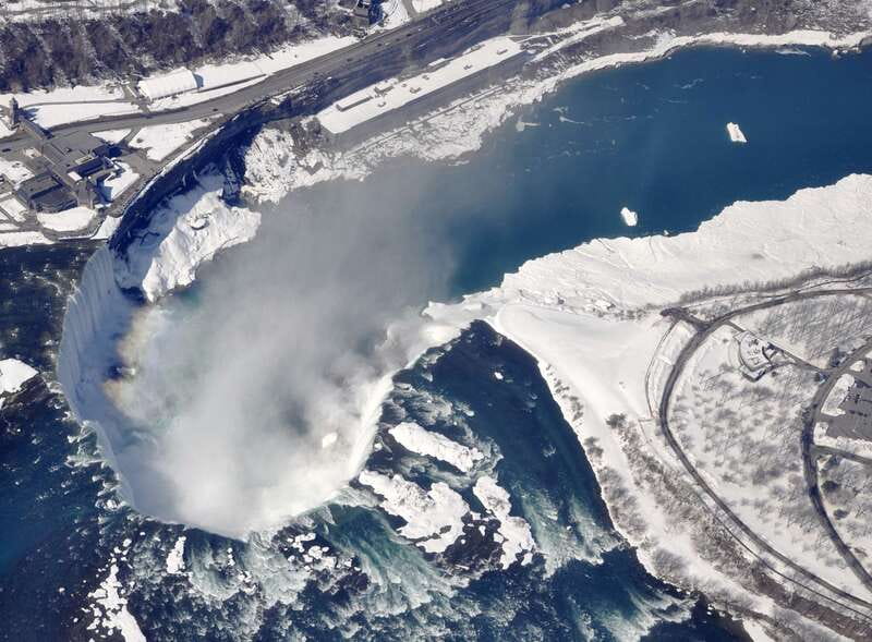 Niagara Falls, Canada: Scenic Helicopter Flight - The Canadian Horseshoe Falls finale
