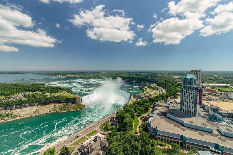 Niagara Falls, Canada: Skylon Tower Observation Deck Ticket - Daytime views versus the night visit
