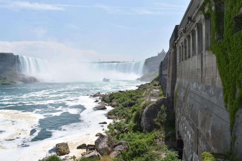 Niagara Falls Day Tour with Boat Ride & Journey Behind Falls - Hornblower Niagara Cruise: the wet highlight