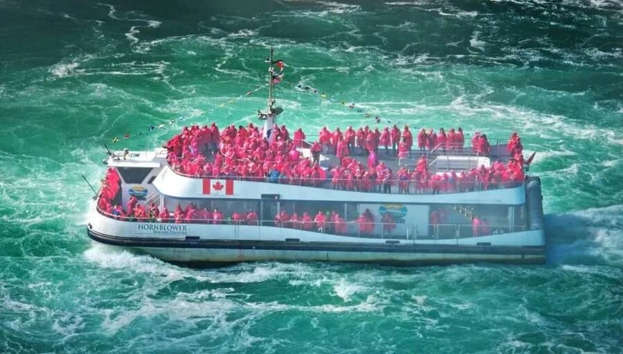 Niagara Falls: Premium Tour, Boat & Journey Behind the Falls - Floral Clock and the quieter side of Niagara