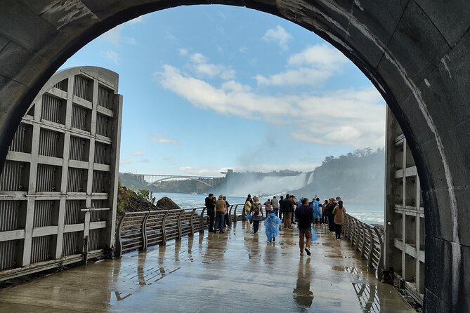 Niagara Falls Private Custom Tour from Toronto Area - Choosing the right paid attraction