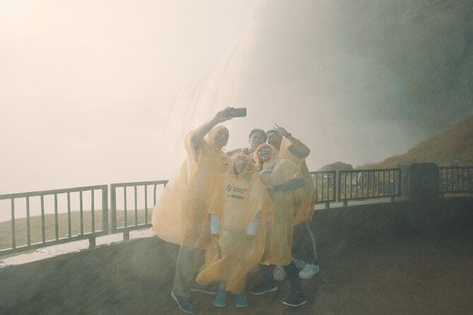 Niagara Falls Tour: Boat Cruise, Journey Behind Falls and Skylon - A compact route with a lot packed in
