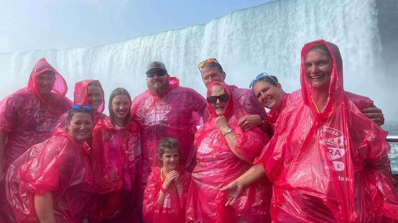 Niagara Falls Tour: Boat Ride, Journey Behind Falls and more - Which guide makes the biggest difference