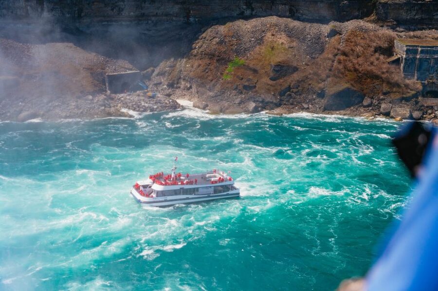 Niagara Falls, USA: American Tour & Maid of The Mist - The American Observation Tower gives you the big picture