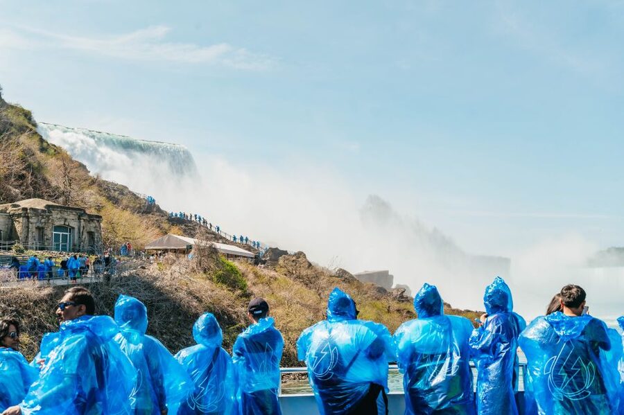 Niagara Falls, USA: American Tour & Maid of The Mist - Niagara Falls State Park adds history and walking