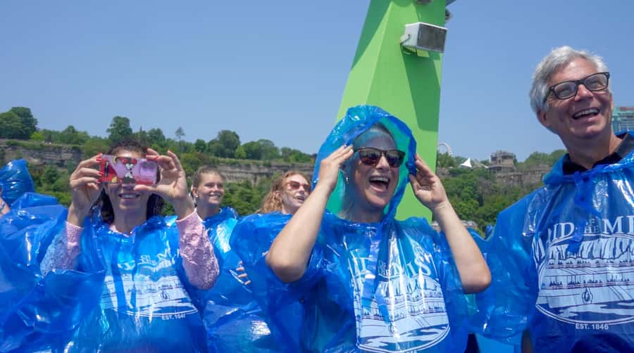 Niagara Falls USA: Cave of the Winds & Maid of the Mist Ride - Key points at a glance