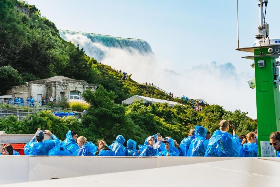 Niagara Falls USA: Cave of the Winds & Maid of the Mist Ride - Luna Island, Bridal Veil Falls, and Goat Island