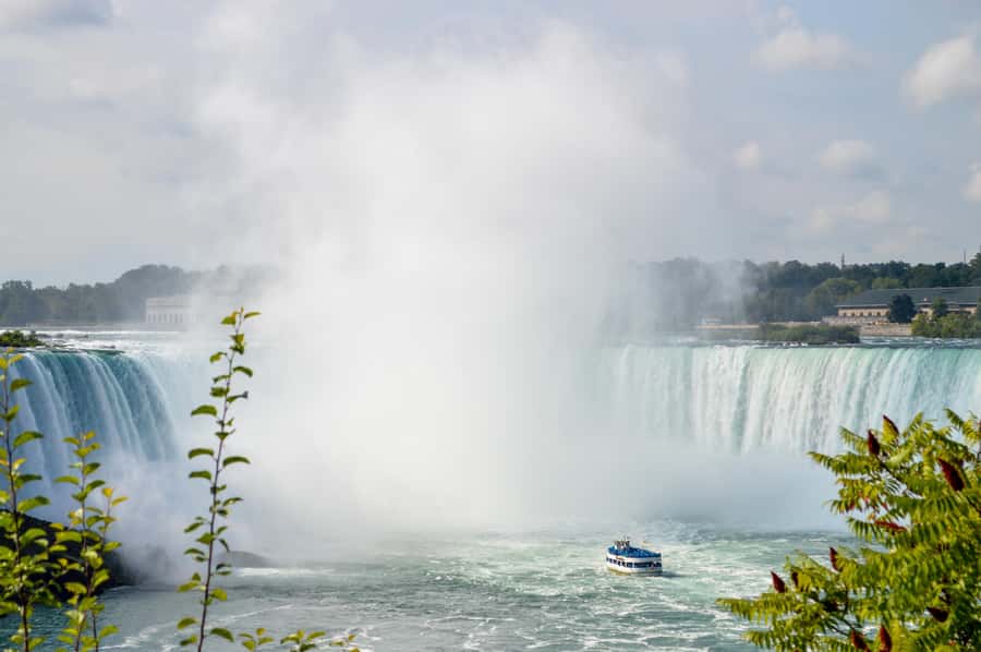 Niagara Falls USA: Cave of the Winds & Maid of the Mist Ride - Cave of the Winds and the hurricane deck