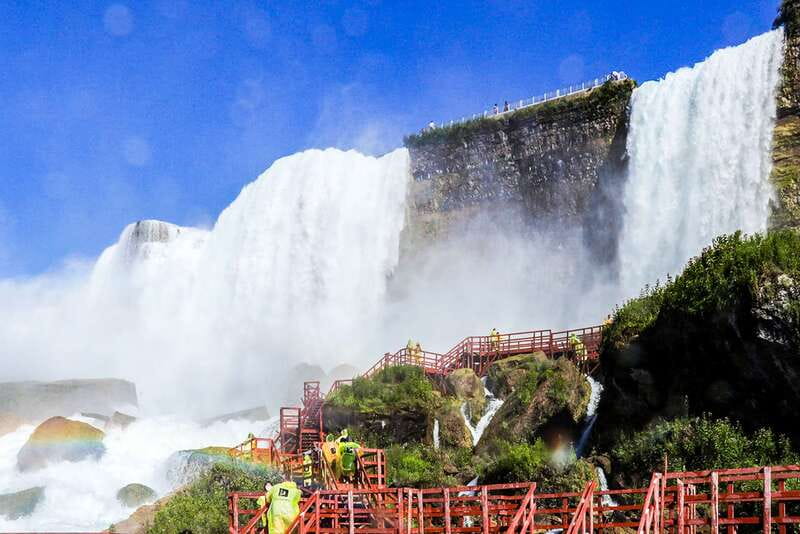 Niagara Falls, USA: Maid of Mist & Cave of Winds Combo Tour - Guide quality is a major part of the value