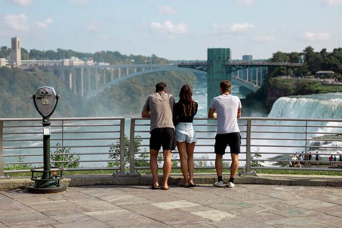 Niagara Falls USA: Maid of the Mist & Cave Adventure - A guide can make the packed schedule easier