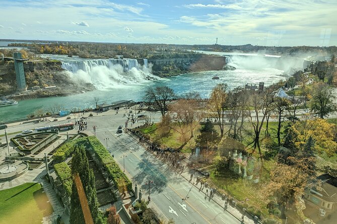 Niagara Falls VIP Private SUV Tour: Helicopter & Boat included - Why the private format costs more