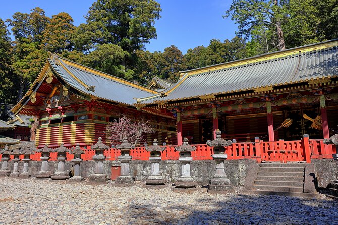 Nikko, Kegon Waterfall & Chuzenji Lake from Tokyo - Lake Chuzenji is peaceful, but brief