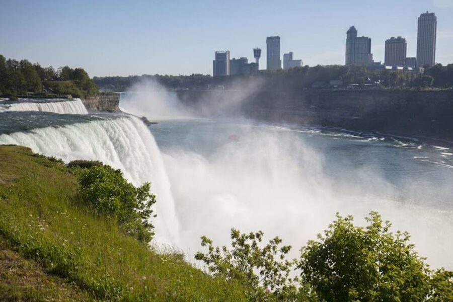 NYC: Niagara Falls, Philadelphia, Washington DC 4-Day Tour - Who should book this four-day tour