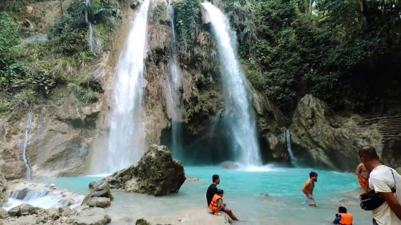 Oslob: Whaleshark Swimming, Inambakan Falls & Moalboal Tour - Oslob’s whale shark morning