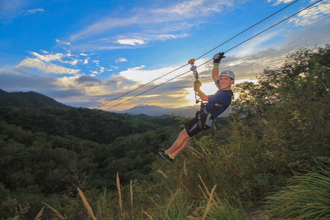 Outdoor Ziplining, Waterfalls & Speed boat in Puerto Vallarta - What the guides do well