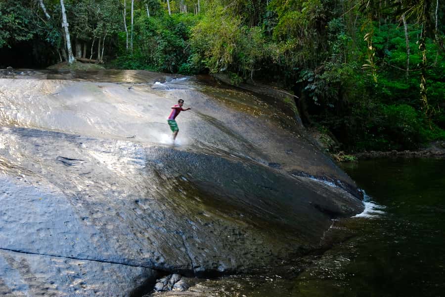Paraty: Jungle Waterfalls and Cachaça Distillery Jeep Tour - Engenho D’Ouro and the cachaça lesson