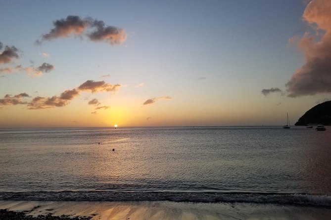 Pepper's Choice : Waterfalls, Sulphur Spa & Black Sand Beach - Ti Kwen Glo Cho finishes with warm water